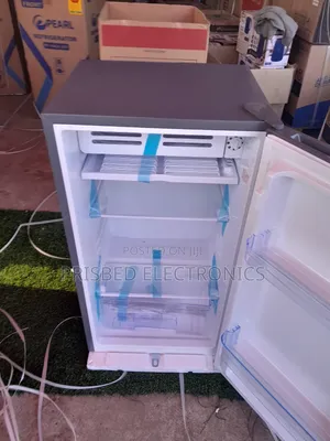 Chigo Durable Table Top Single Door Fridge 90 Litres**>