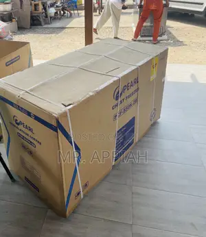 Efficient Pearl PCF--2b 1 Door Electric Chest Freezer.