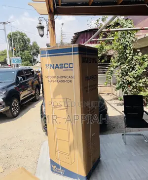 Cool Elegance Nasco Nas-400-1dr 1 Door Beverage Cooler.