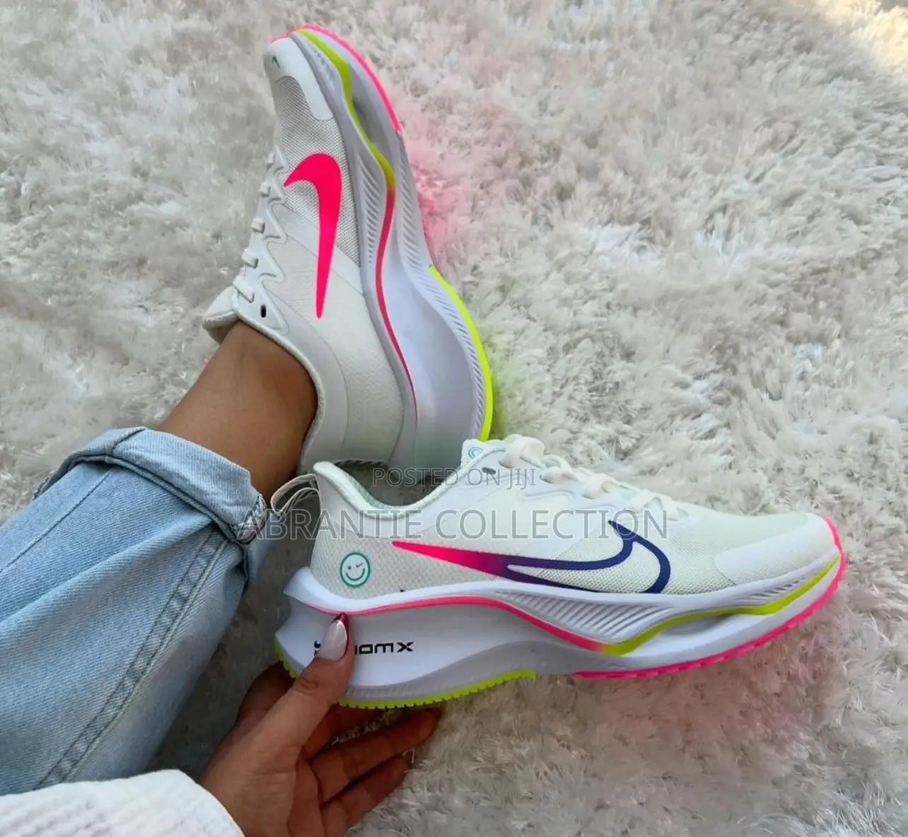 Nike Zoom X Smiley Sneakers