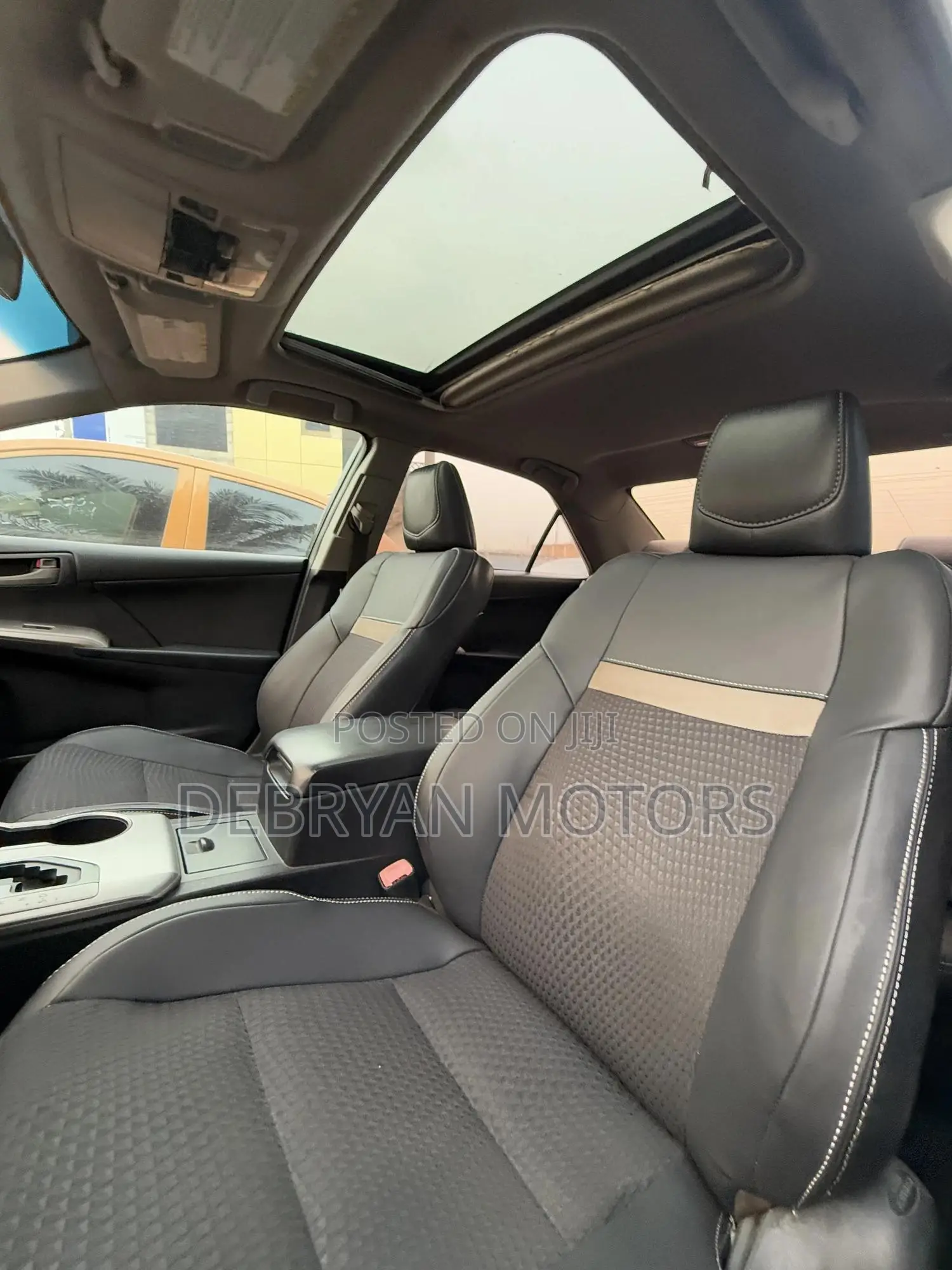 Toyota Camry SE 4dr Sedan (2.5L 4cyl 6A) 2013 Black