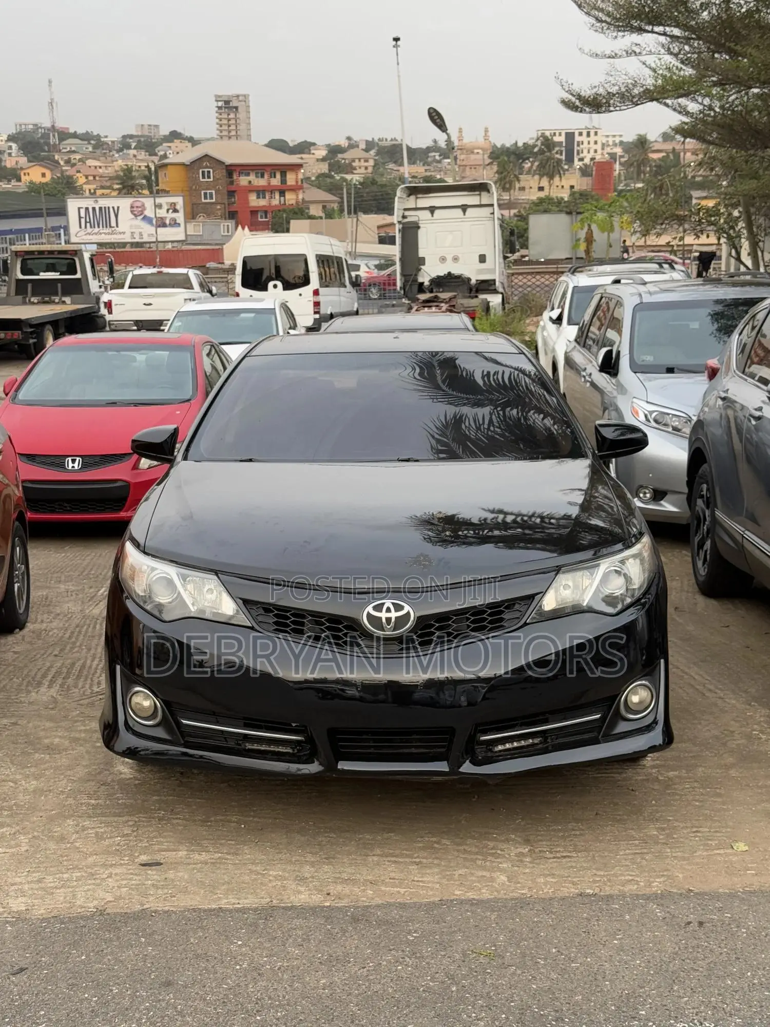 Toyota Camry SE 4dr Sedan (2.5L 4cyl 6A) 2013 Black