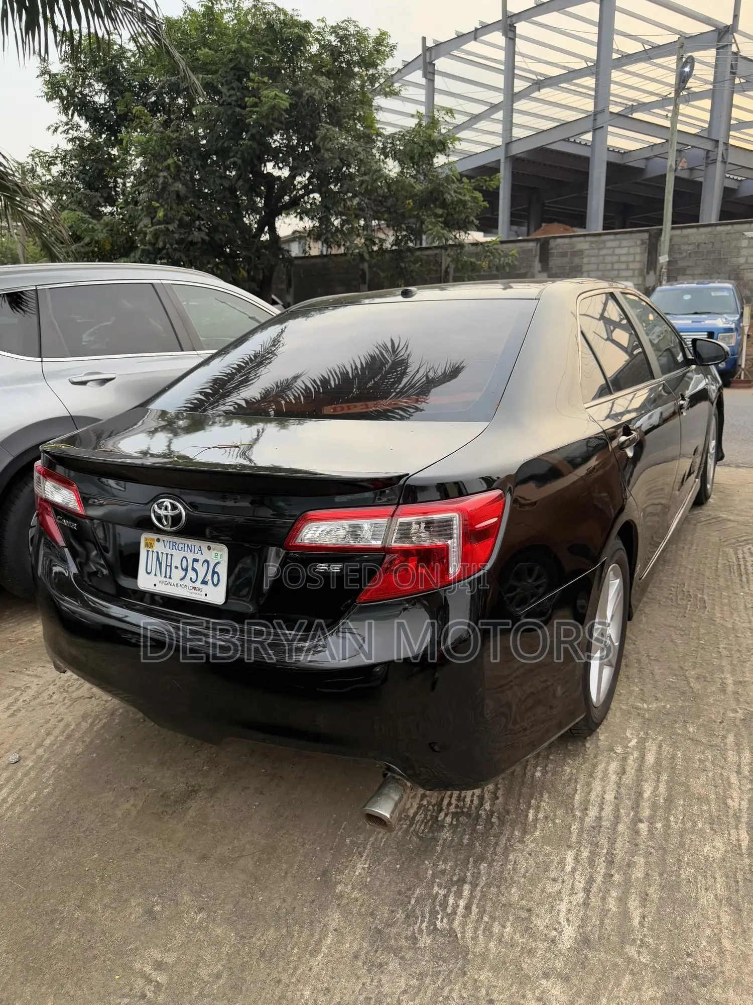 Toyota Camry SE 4dr Sedan (2.5L 4cyl 6A) 2013 Black