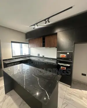3bdrm House in Ashaley Botwe for rent