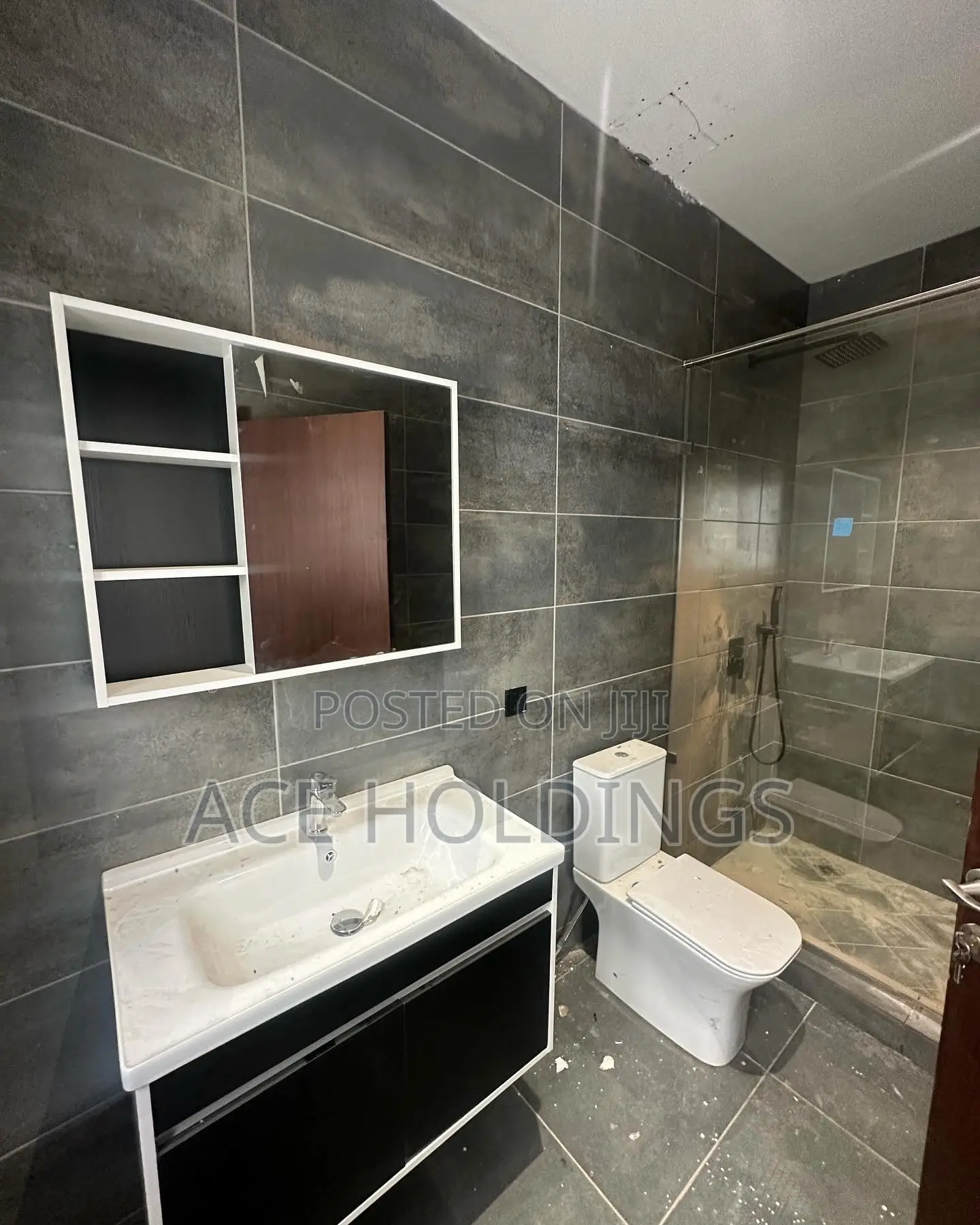 3bdrm House in Ashaley Botwe for rent