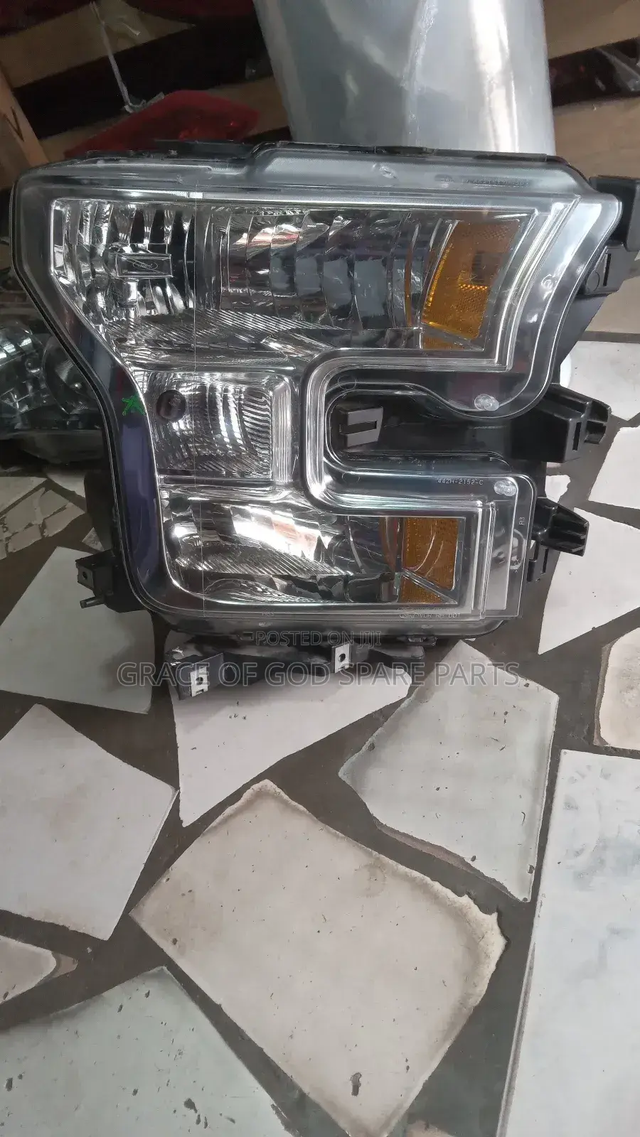 Ford F-150 2016 Headlight Original