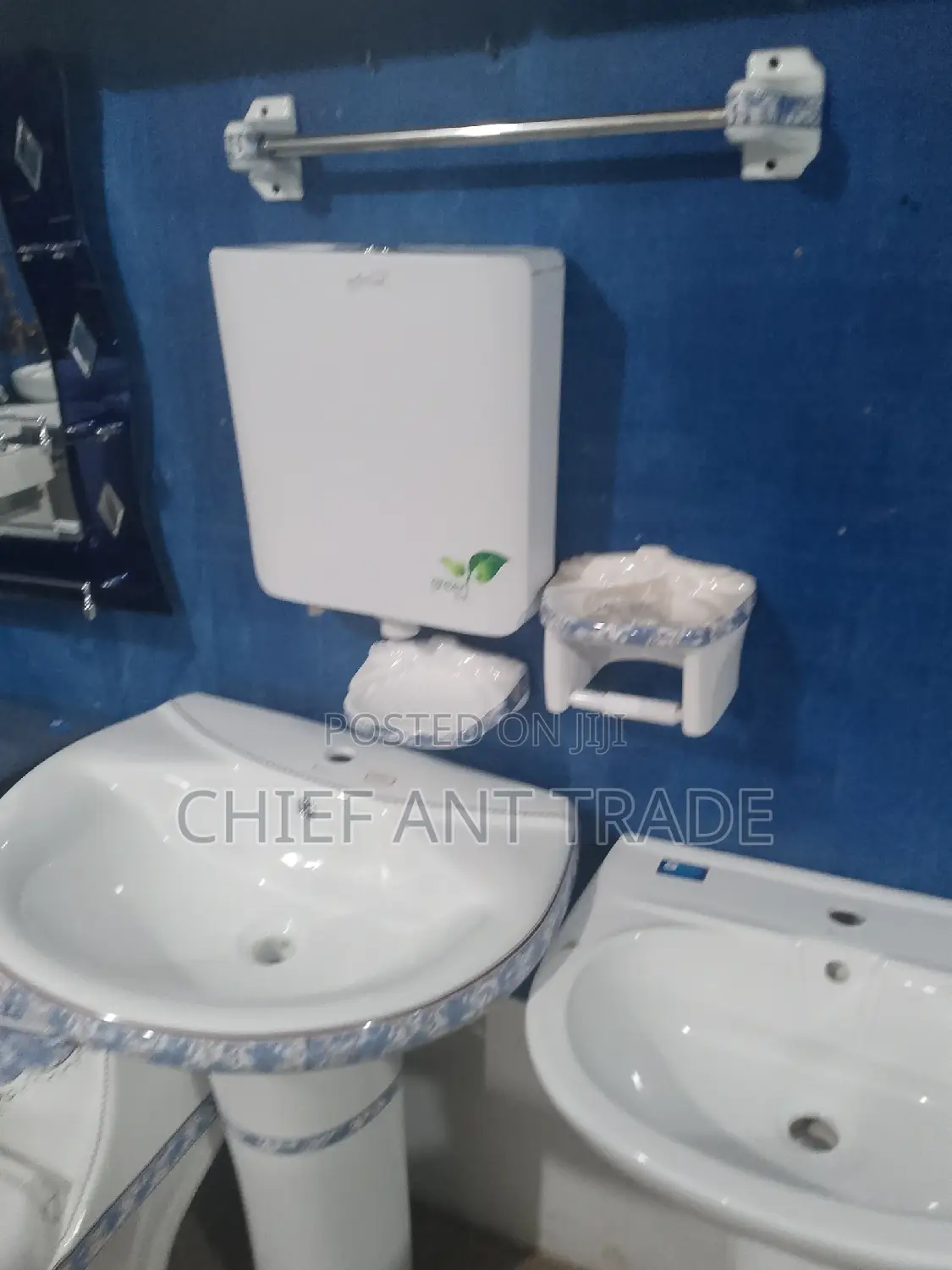 Set of Wc - Bain Accessories 018SC