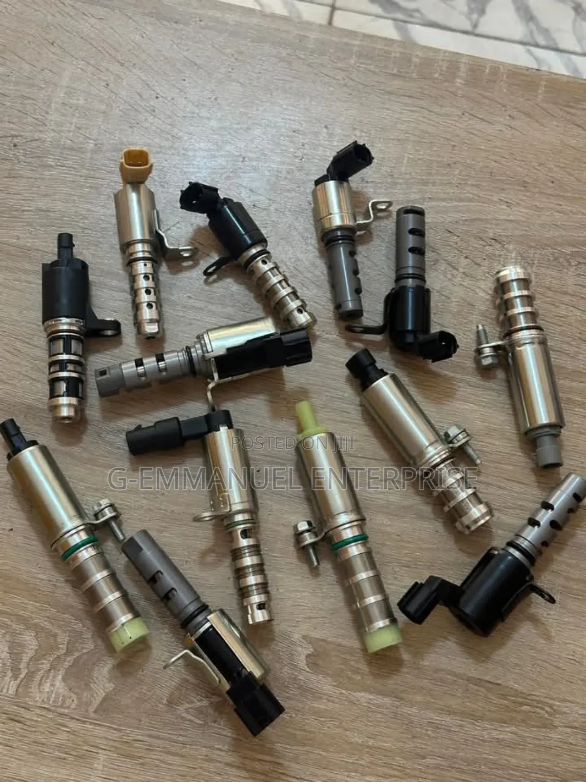 Dealer in Kinds of VVT Sensors. Original.