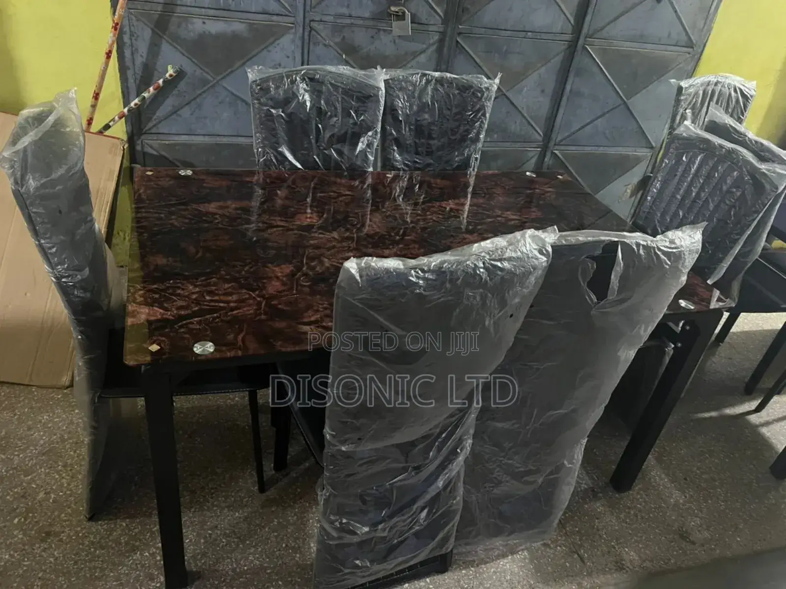 Dining Table With 6 Chairs