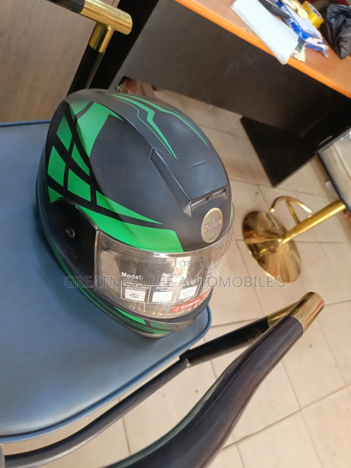 Quality Motorbike Helmet