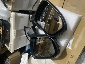 Outlander 2022-2023 Side Mirror With Light, Sensor, Camera