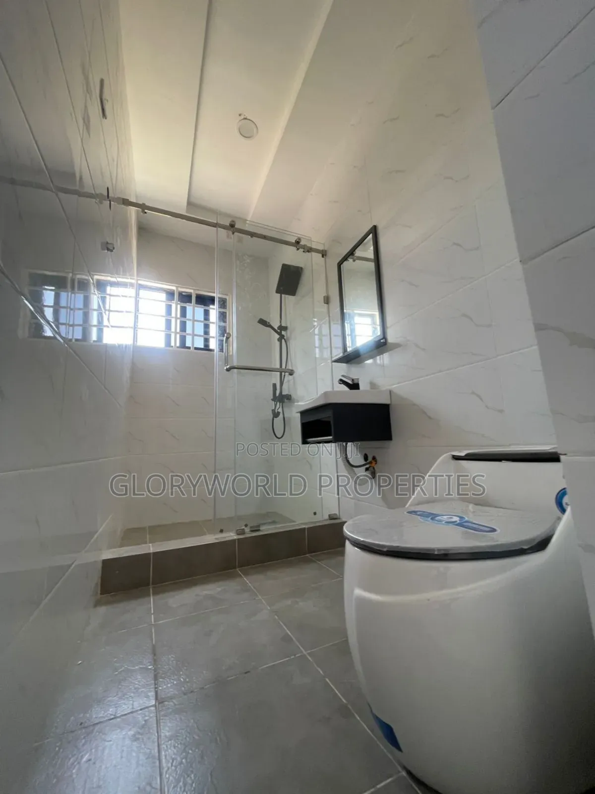 4bdrm House in Spintex for sale