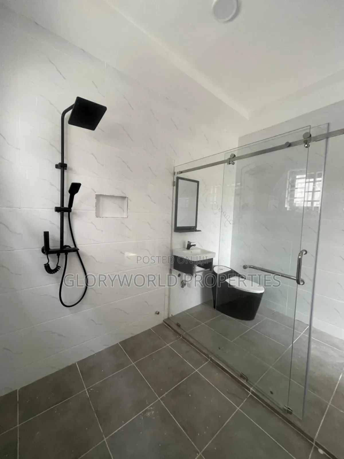 4bdrm House in Spintex for sale