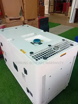British Standard Diesel Generator Tow Face Silent Generator