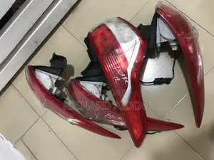 Ford Escape 2014 Taillight Available
