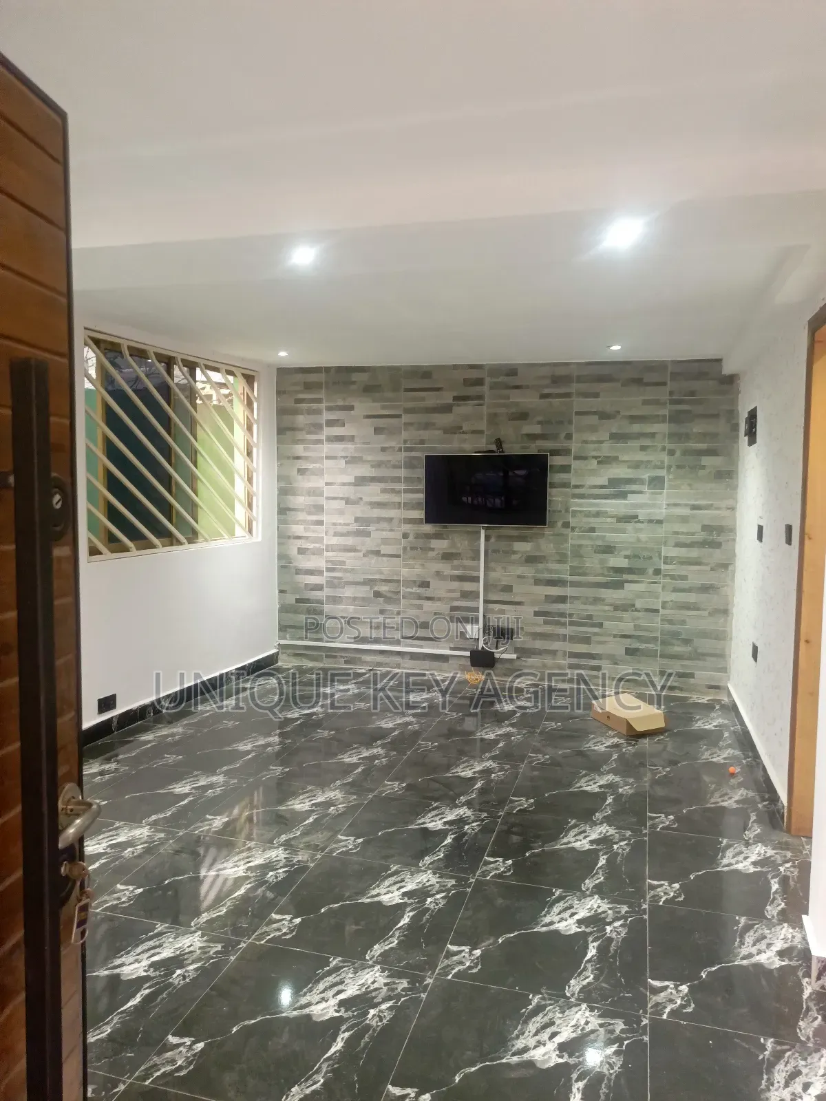 1bdrm Apartment in Unique Key Agency, Dzorwulu for rent