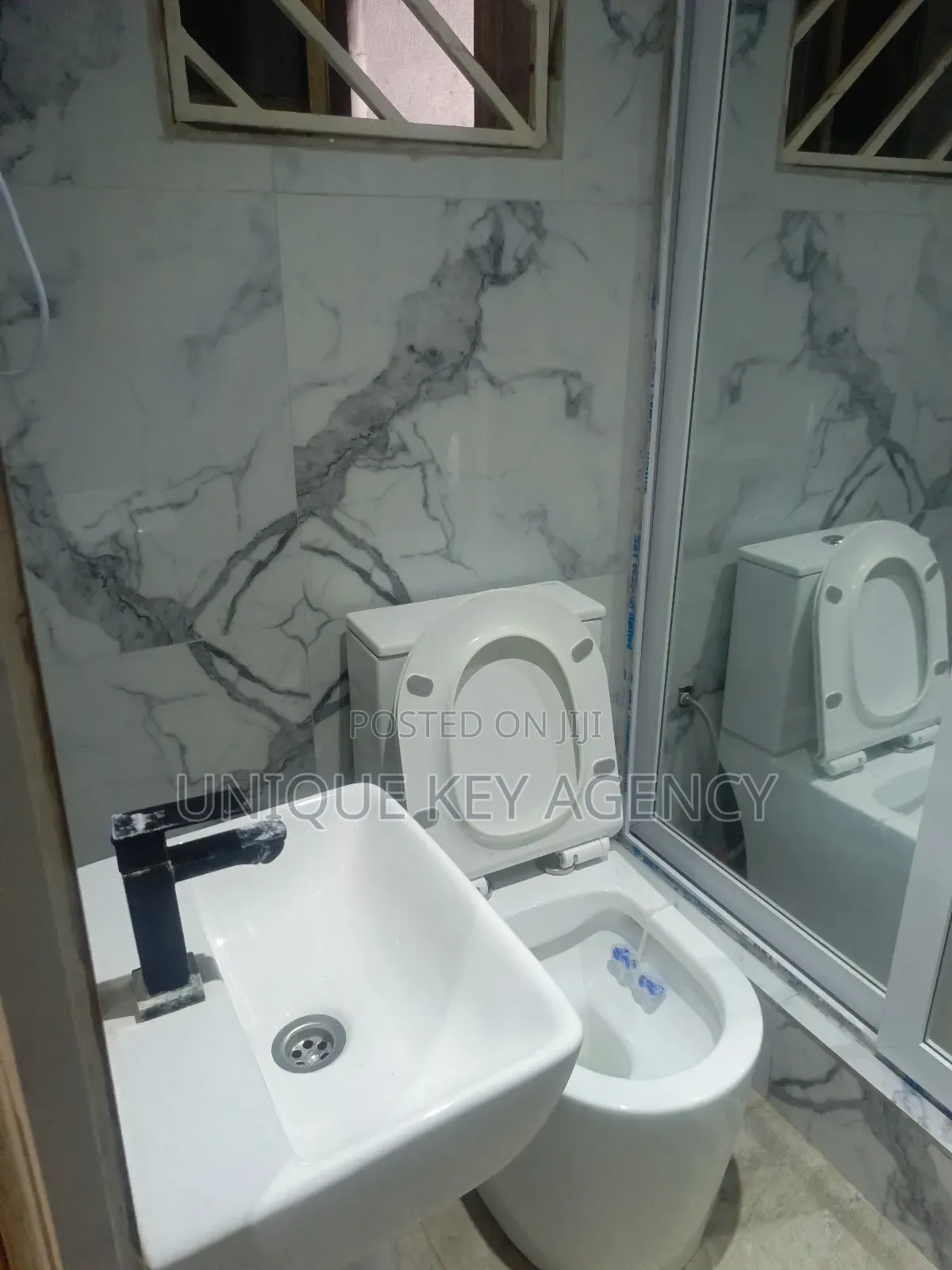 1bdrm Apartment in Unique Key Agency, Dzorwulu for rent