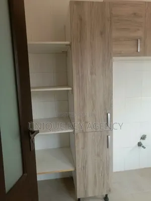 3bdrm Apartment in Unique Key Agency, Dzorwulu for rent