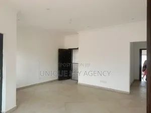 3bdrm Apartment in Unique Key Agency, Dzorwulu for rent