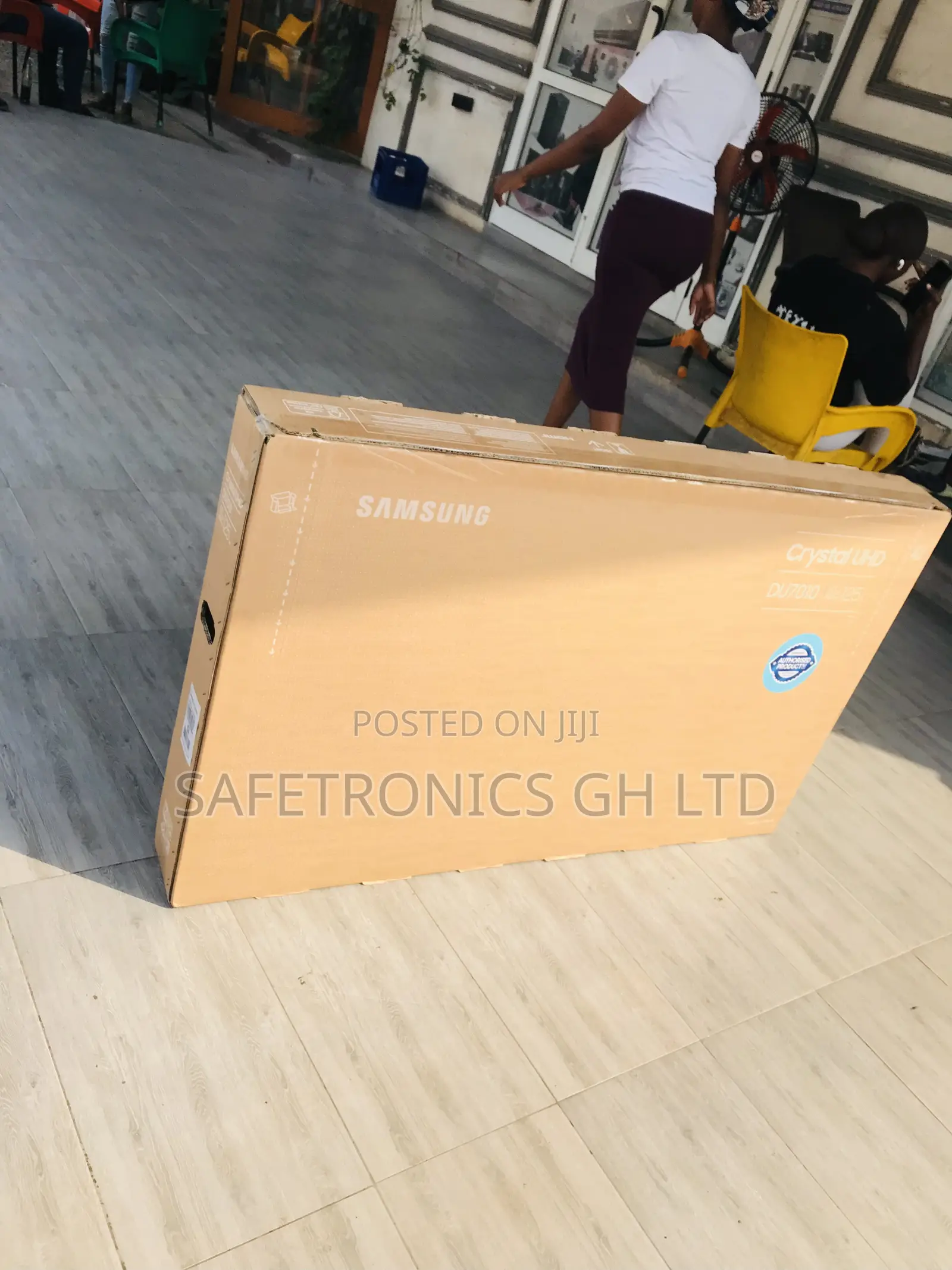 Samsung Du7010 50 Inch Smart Uhd Classic Tv