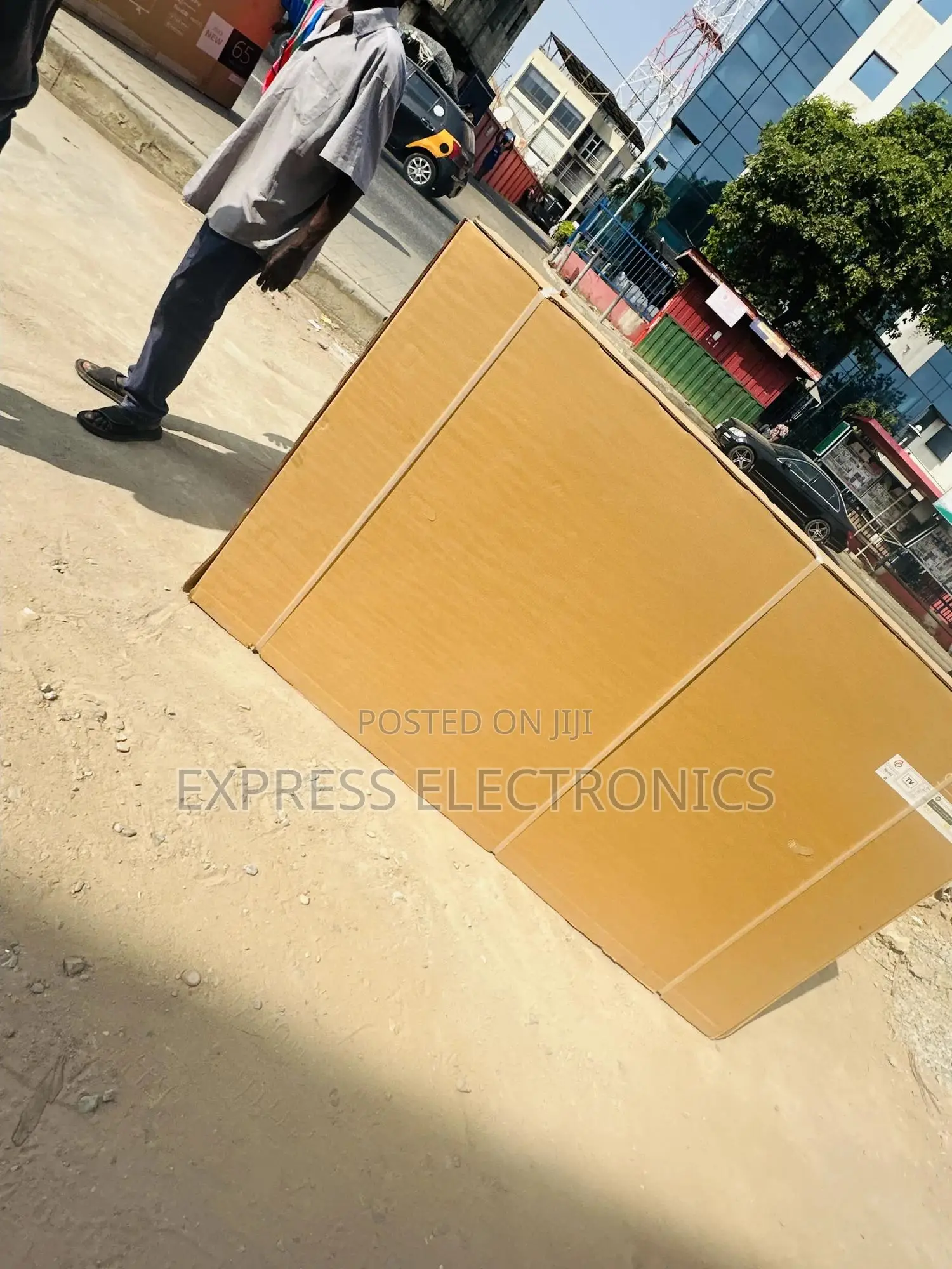 Samsung Uhd Smart Glossy 85”Cu80000 Best Screen