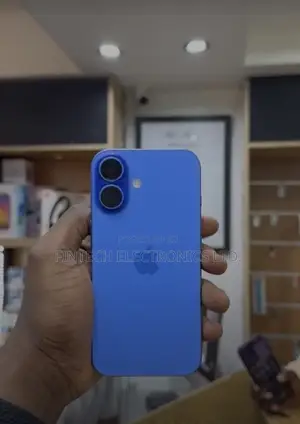 New Apple iPhone 16 128 GB Blue