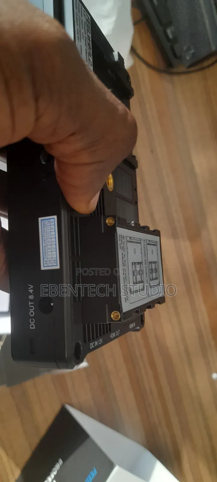 Feelworld F6 Pro Field Monitor on Camera Monitor