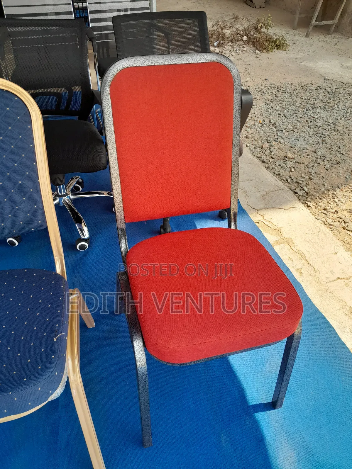 Armless Auditorium Chair With Metal Leg