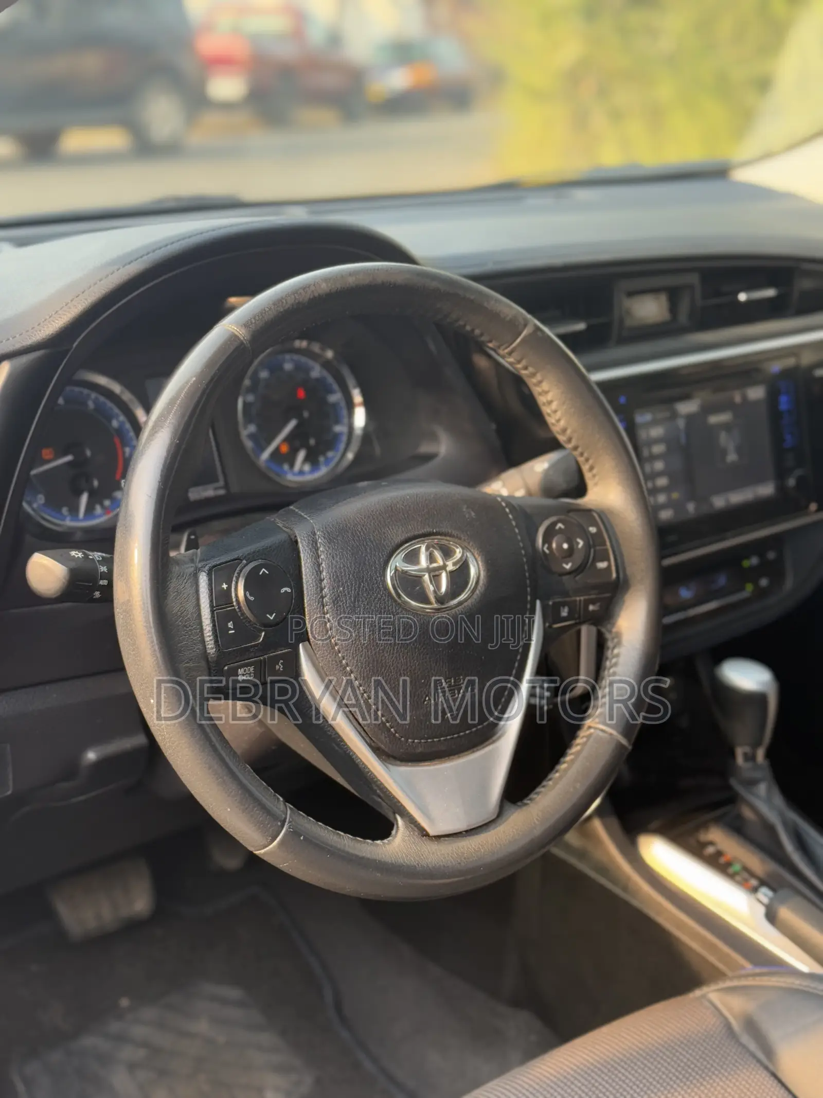 Toyota Corolla SE 4dr Sedan (1.8L 4cyl CVT) 2017 Blue