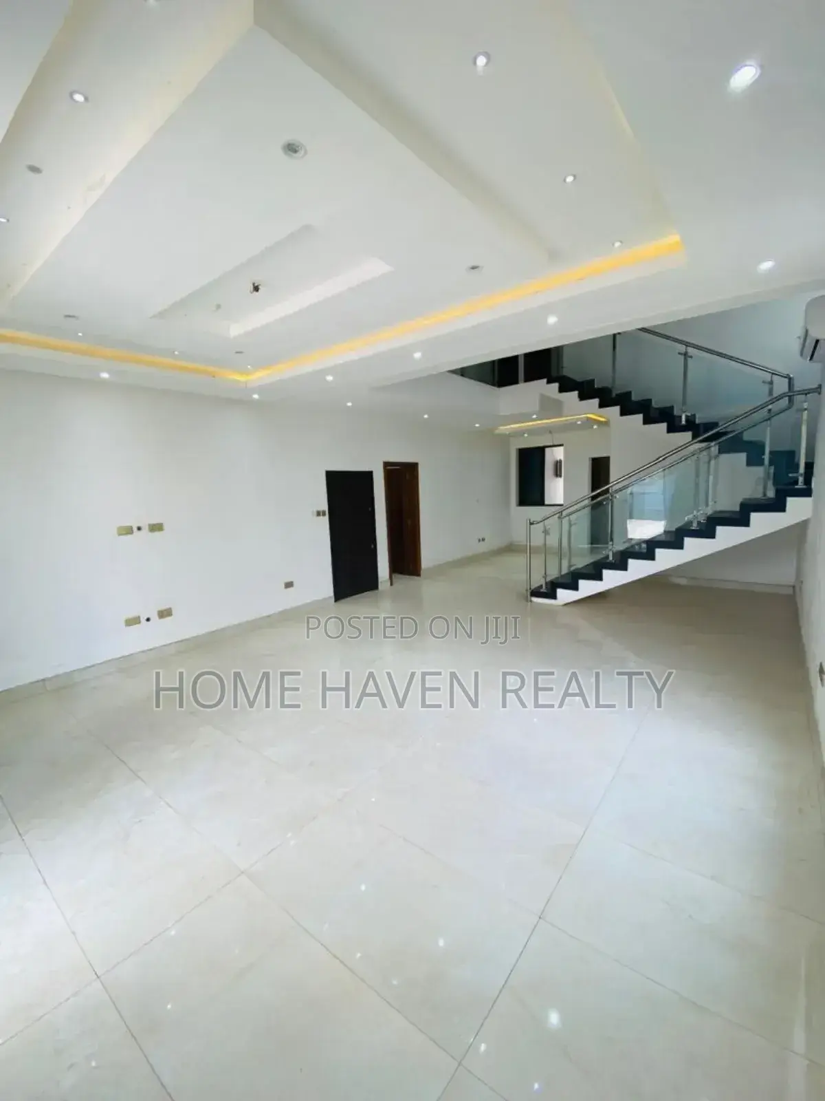 5bdrm House in Westland for sale