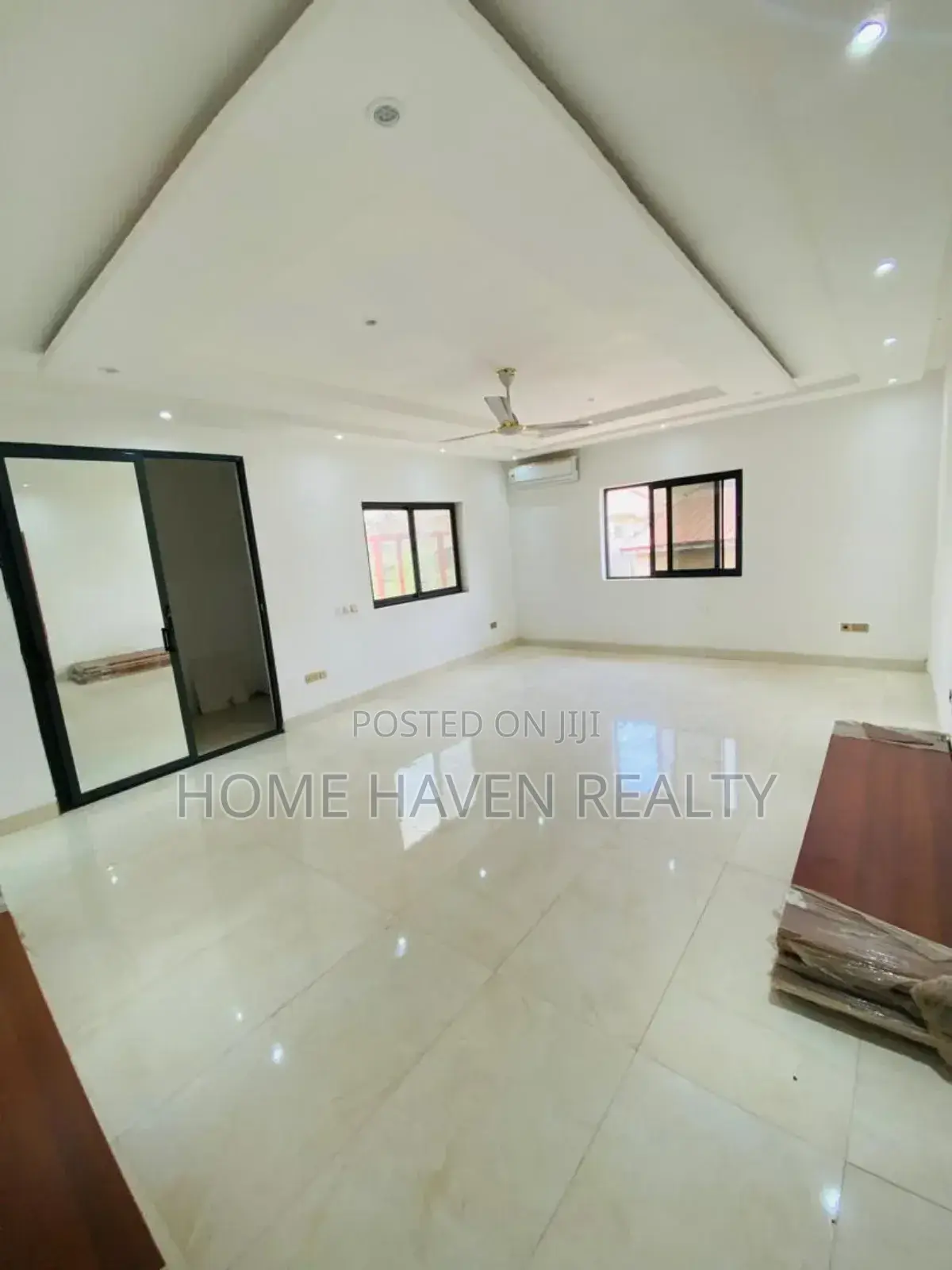 5bdrm House in Westland for sale