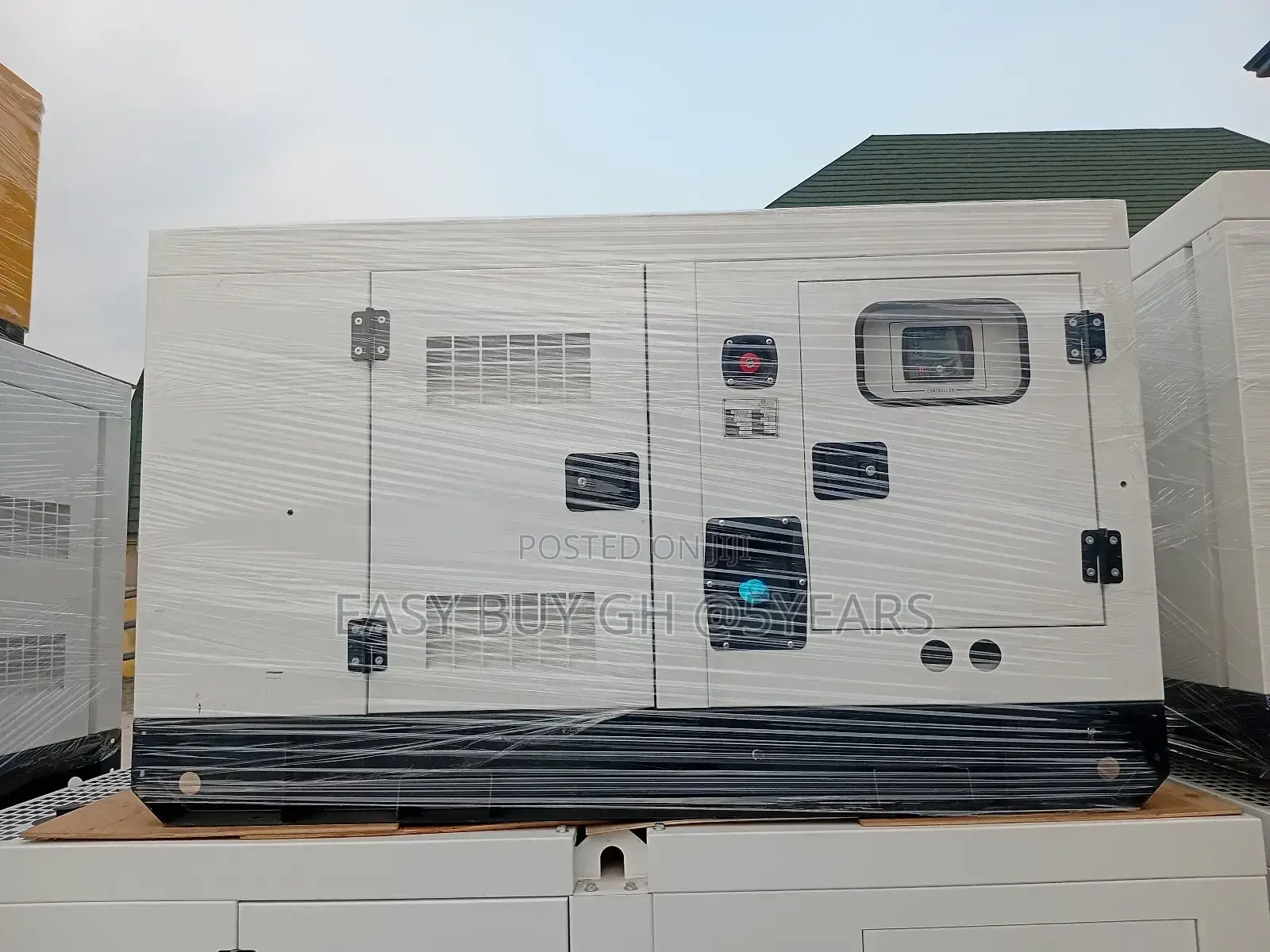 Single Phase 22kva Perkins Silent Diesel Generator 18kw