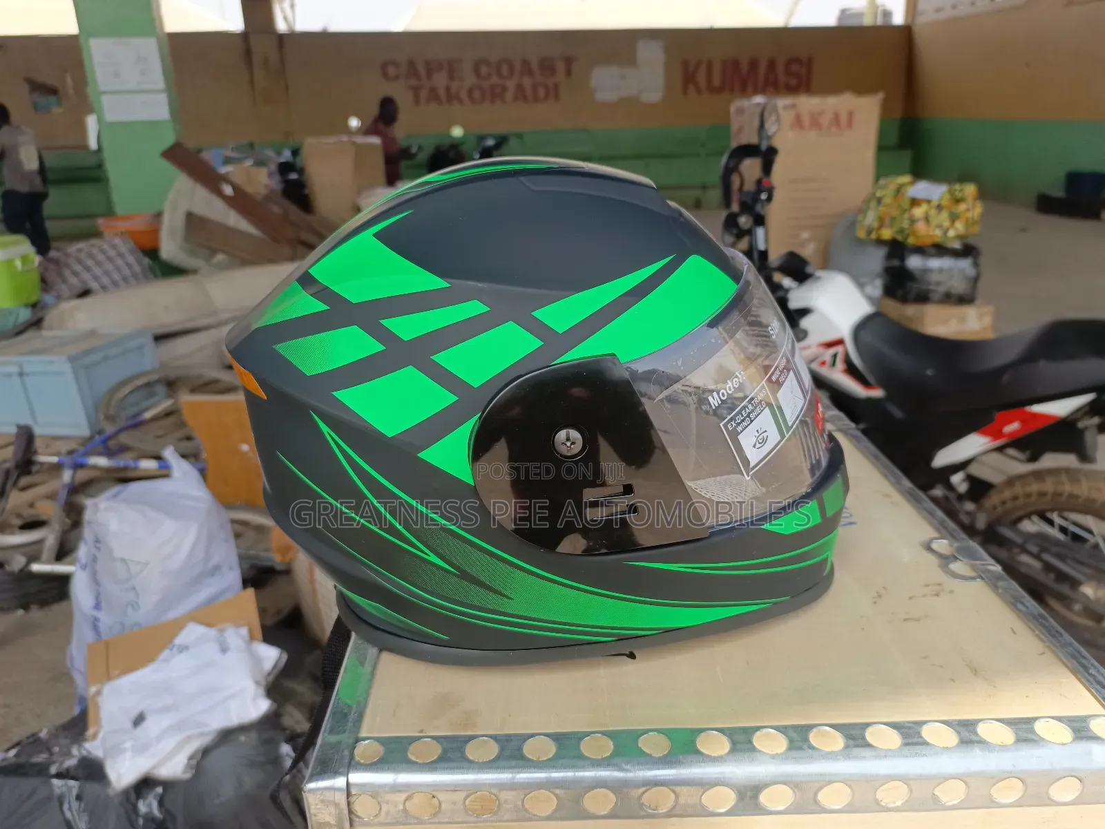 Quality Motorbike Helmet