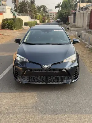Toyota Corolla SE 4dr Sedan (1.8L 4cyl CVT) 2017 Blue