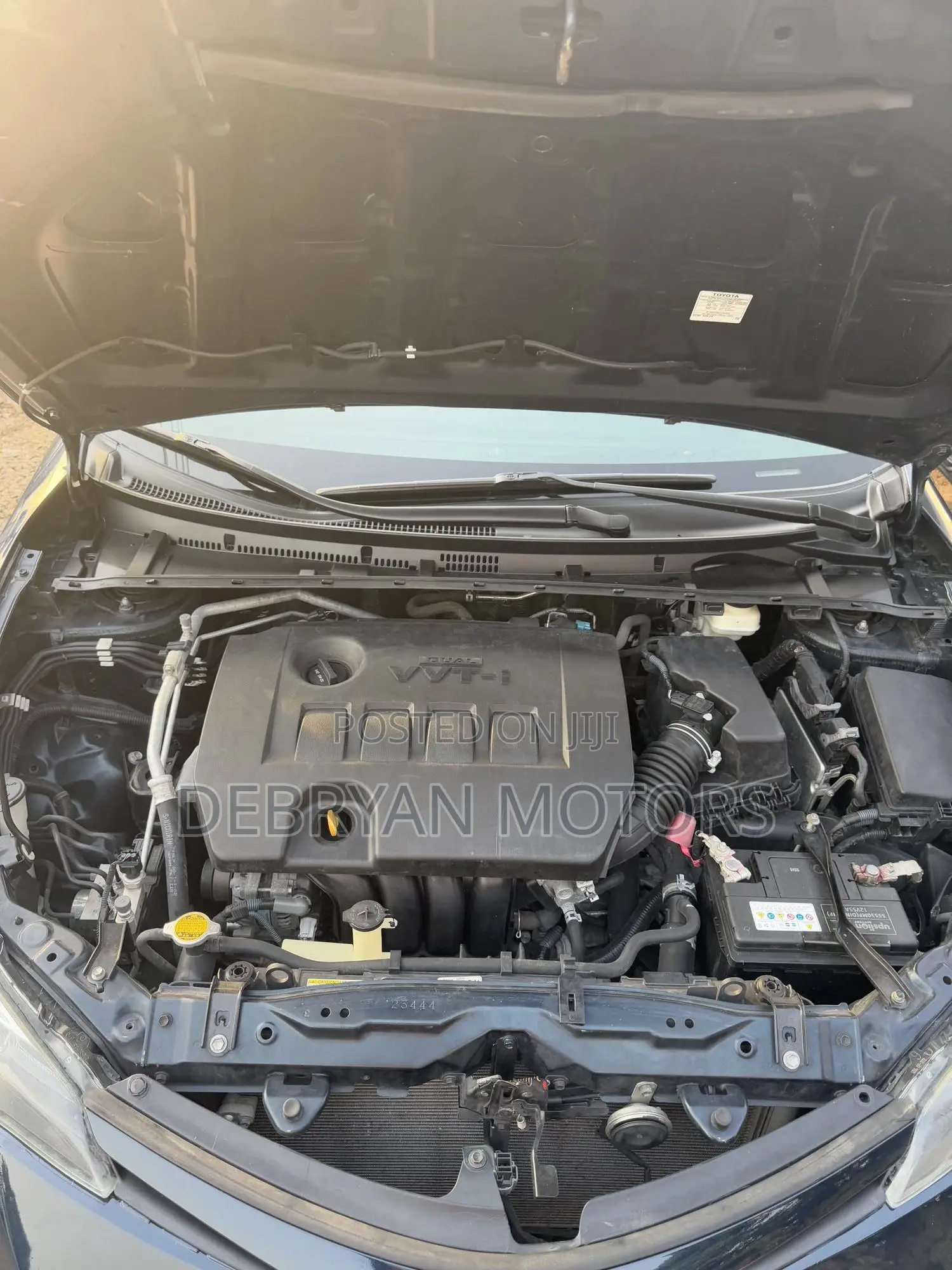 Toyota Corolla SE 4dr Sedan (1.8L 4cyl CVT) 2017 Blue