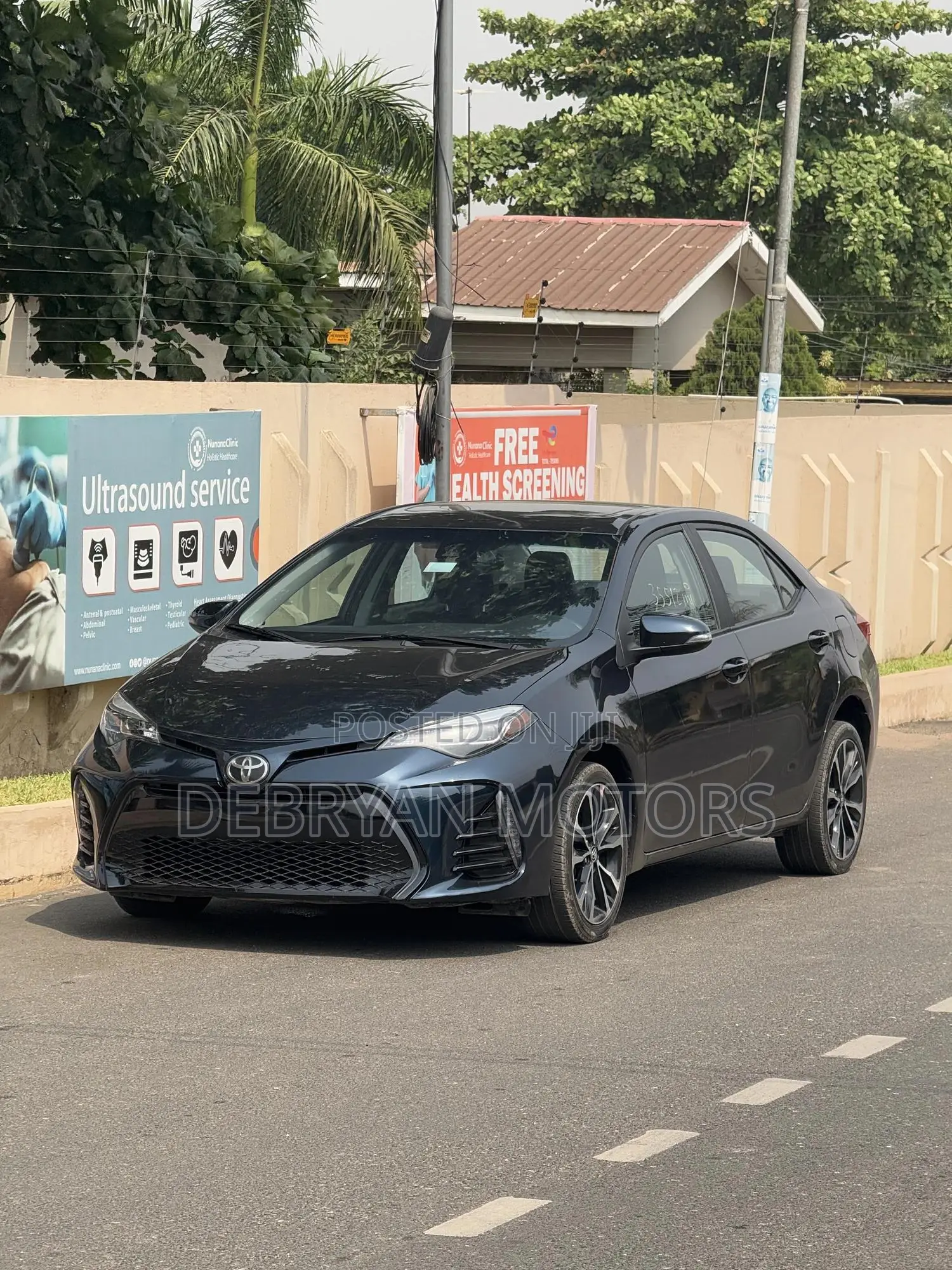 Toyota Corolla SE 4dr Sedan (1.8L 4cyl CVT) 2017 Blue