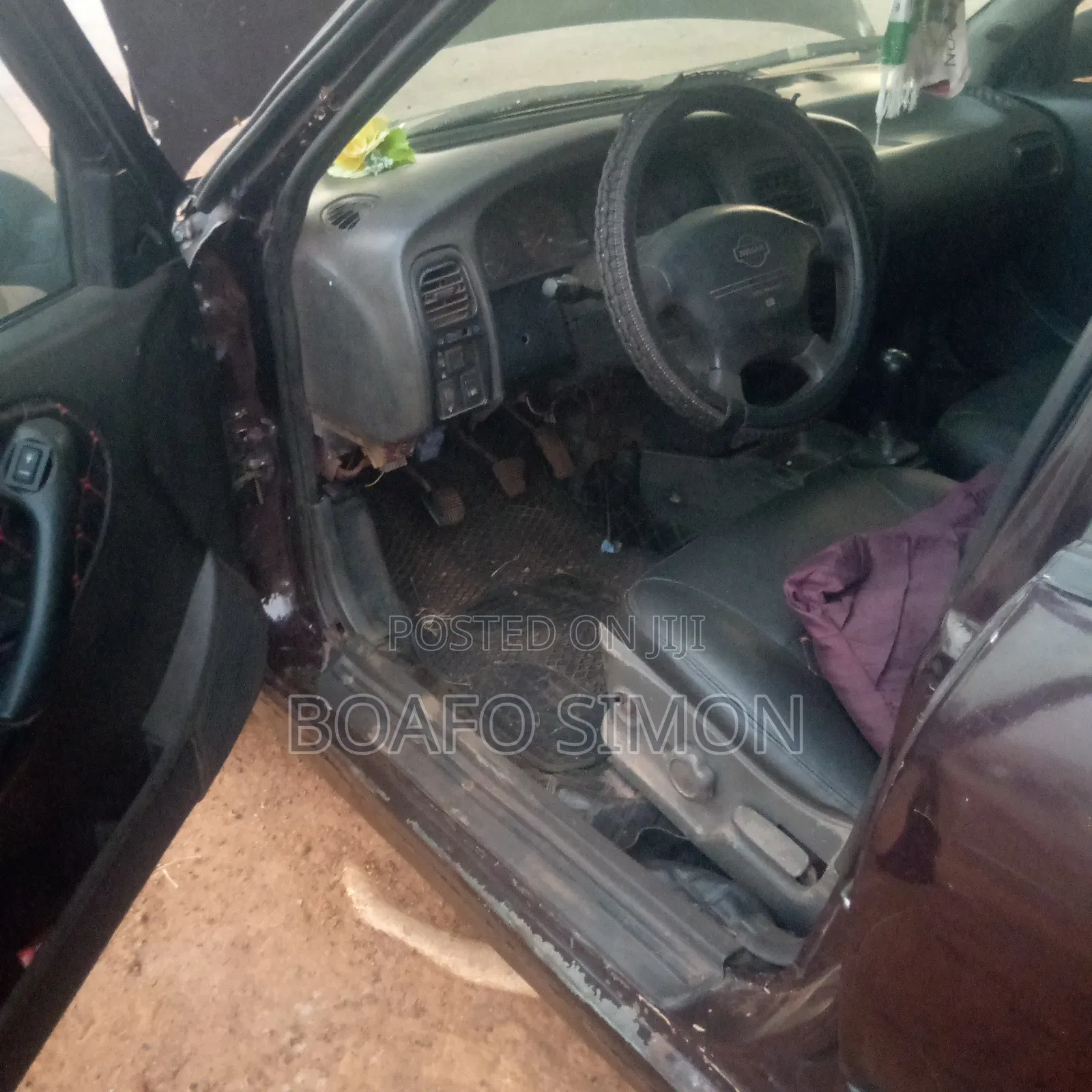 Nissan Primera 1999 Brown