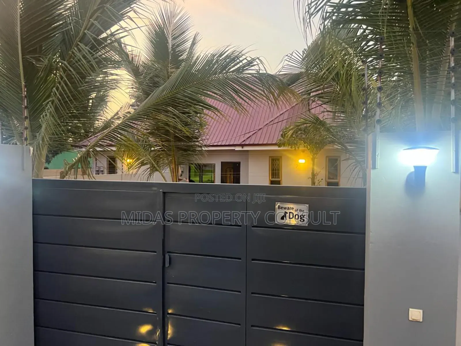 3bdrm House in Tema Community 25 for sale
