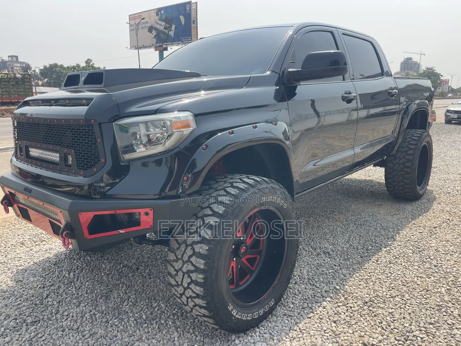 Toyota Tundra 2017 Black