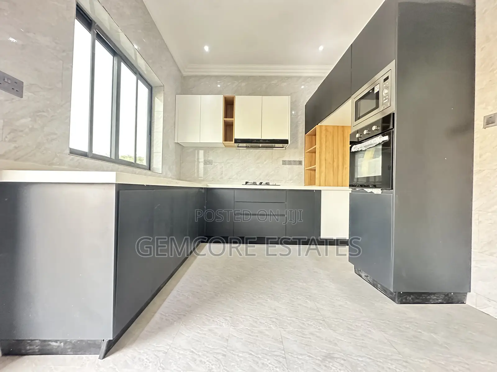 4bdrm House in East Legon Hills, Ashaley Botwe for sale