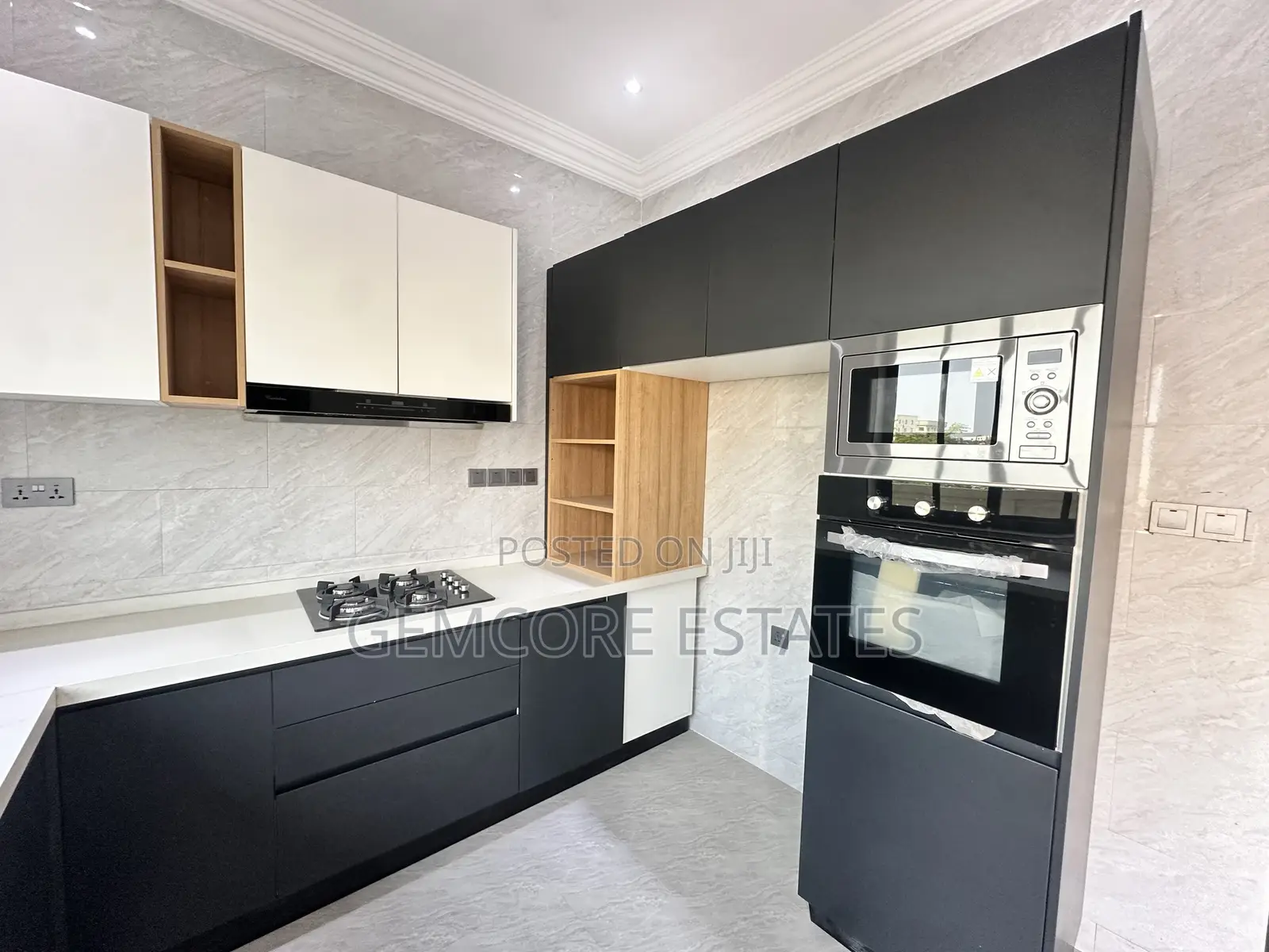 4bdrm House in East Legon Hills, Ashaley Botwe for sale