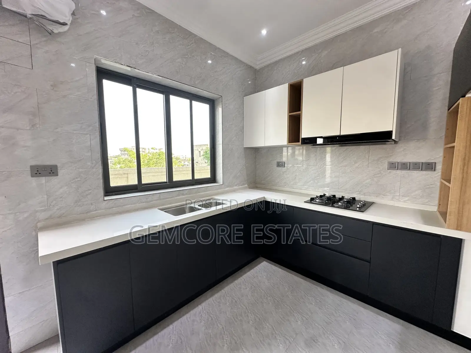 4bdrm House in East Legon Hills, Ashaley Botwe for sale