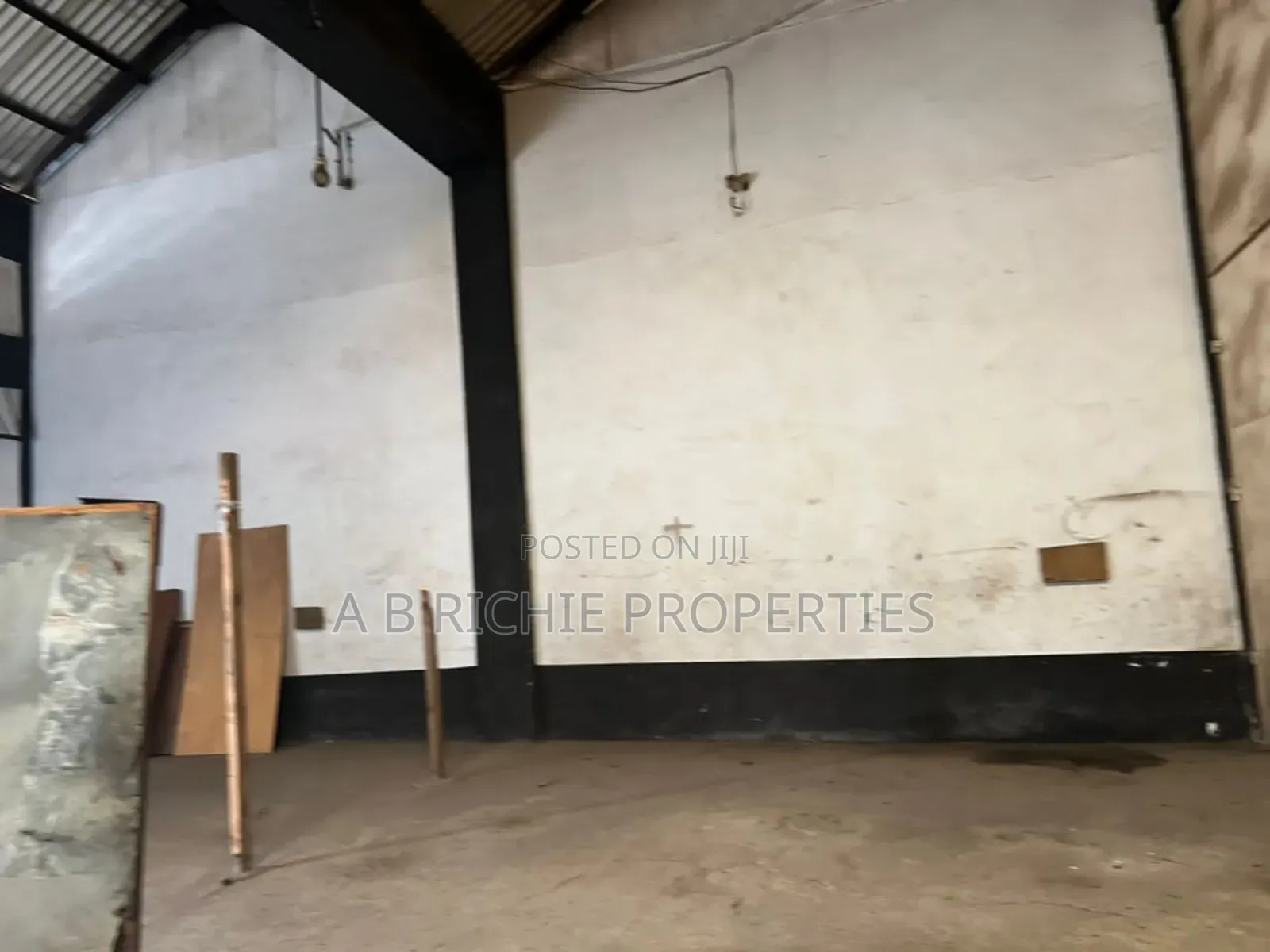 750sqm Warehouse for Rent at Achimota