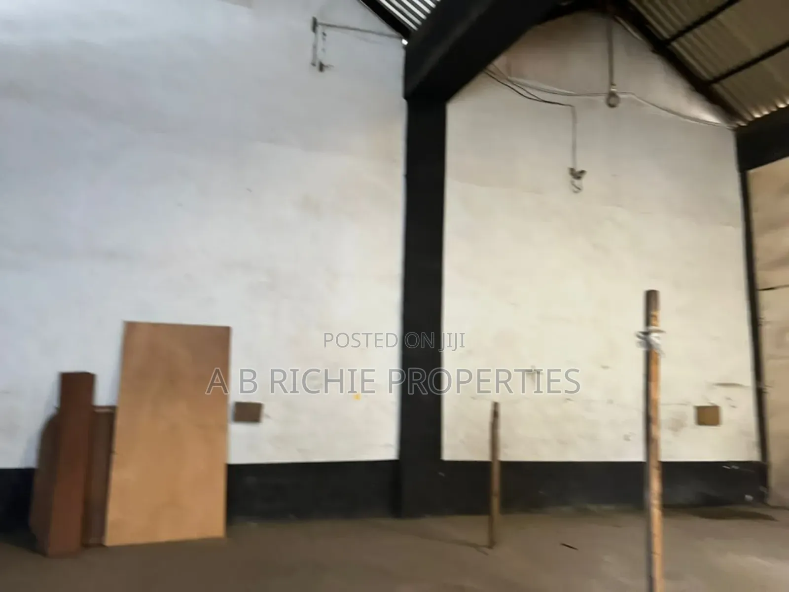 750sqm Warehouse for Rent at Achimota