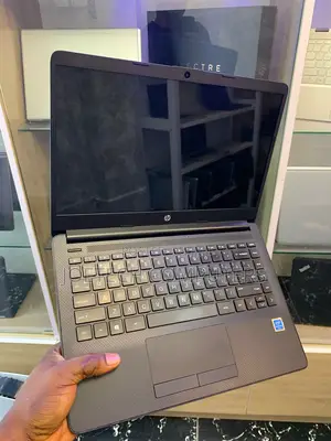 Laptop HP 14S 8GB Intel HDD 500GB