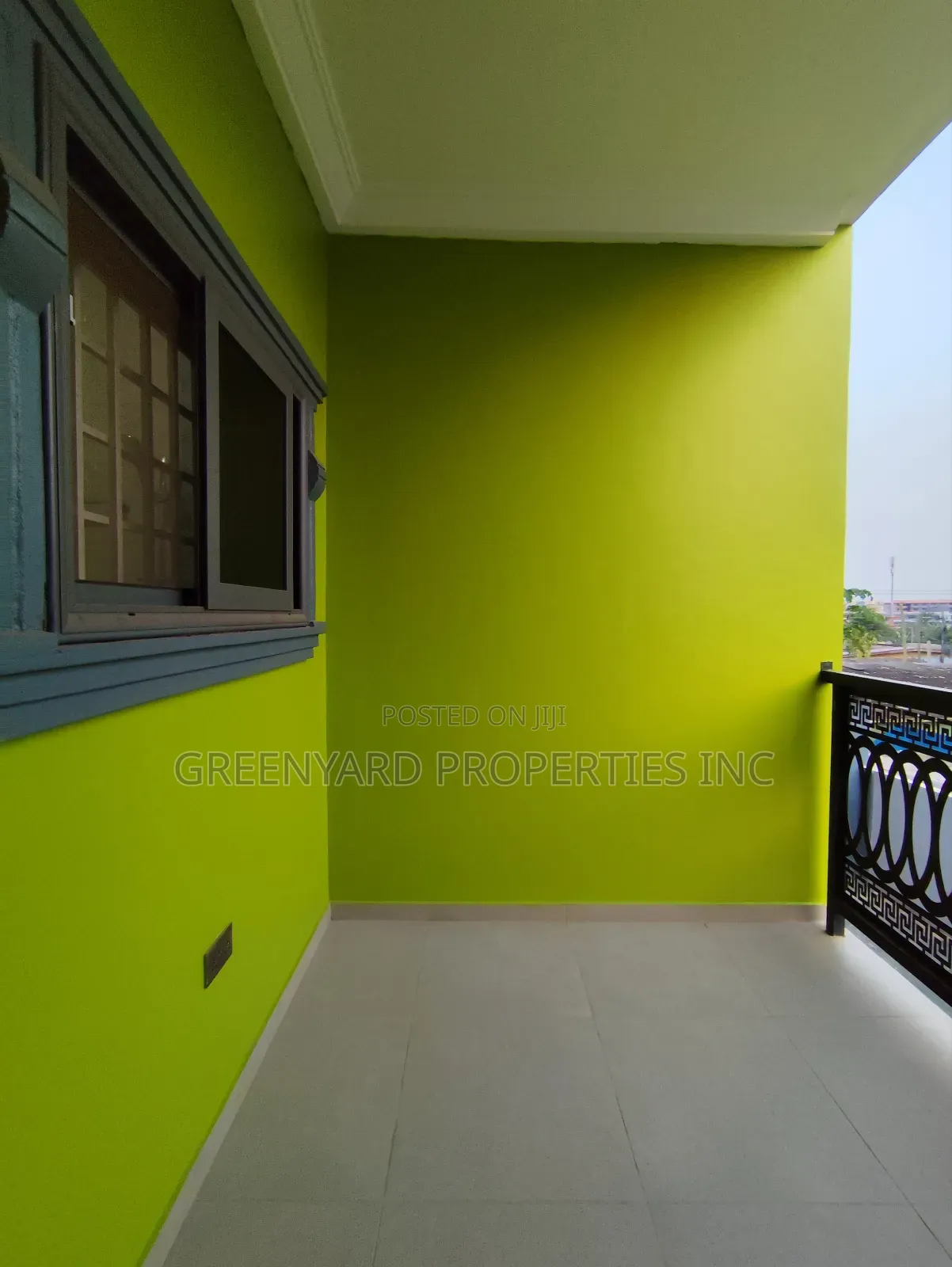 3bdrm Apartment in Madina Estate for rent