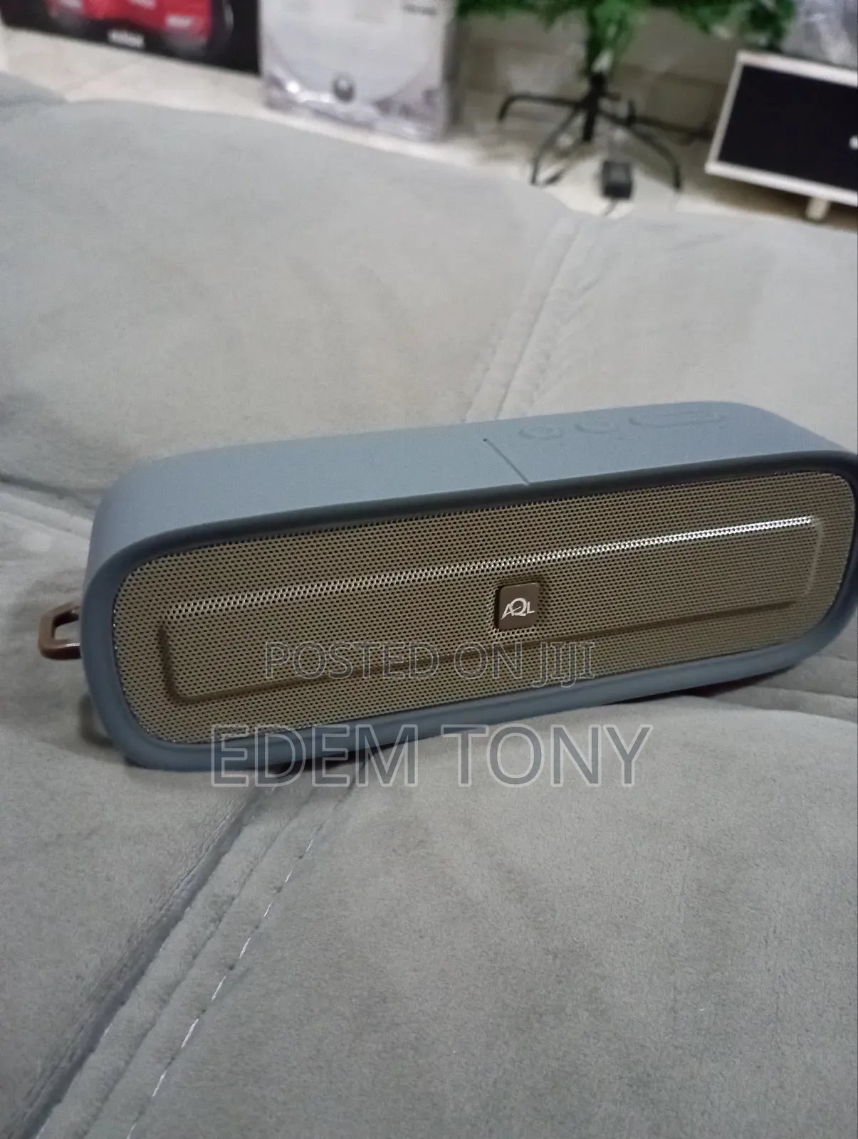 Sparkle Dual Driver Portable Bluetooth Speakers