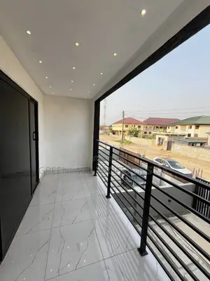 3bdrm Duplex in Pokuase for sale