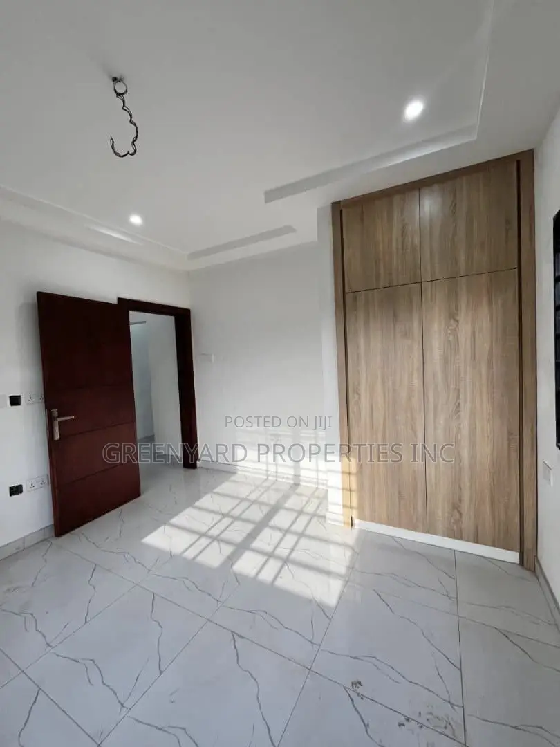3bdrm Duplex in Pokuase for sale