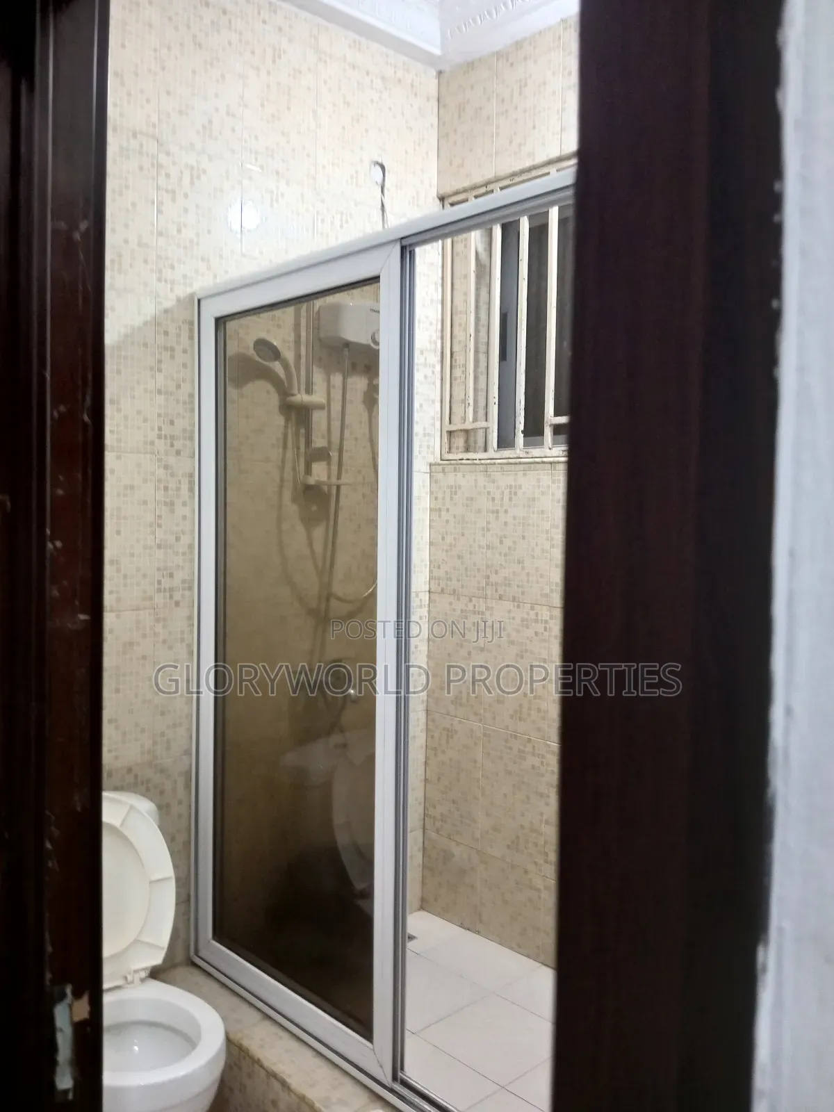 Furnished Room at Spintex (18)